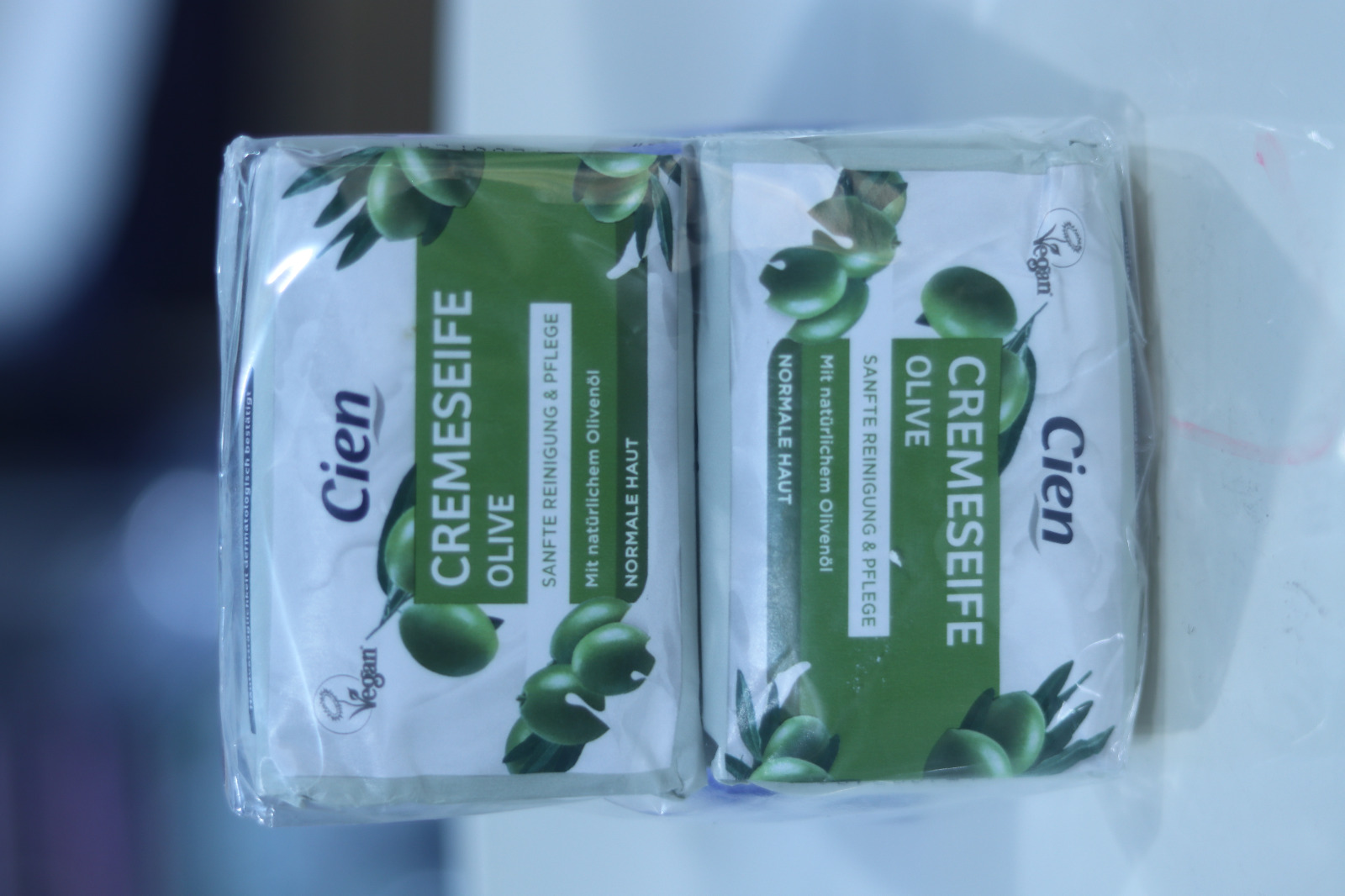 CIEN CREMESEIFE
