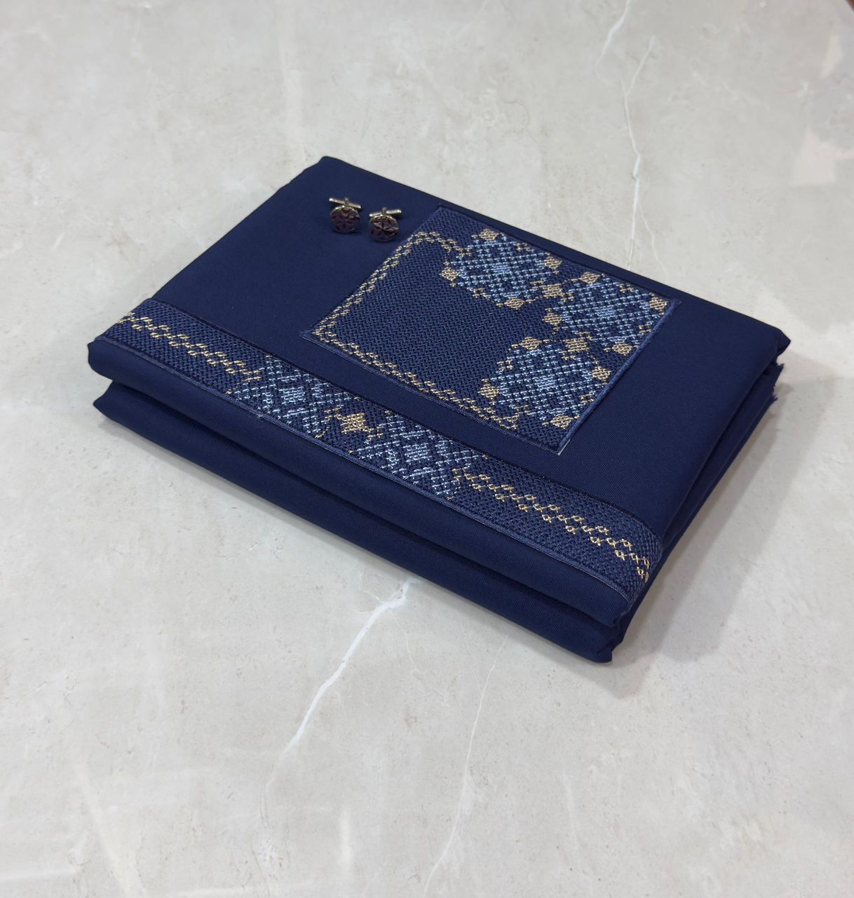 Tissu coupon unie avec broderie imprimé.